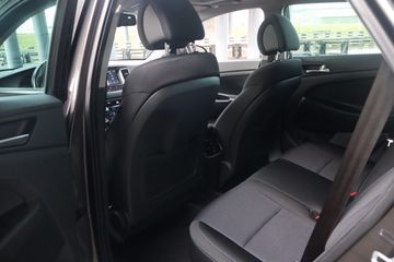 Voertuigafbeelding 14