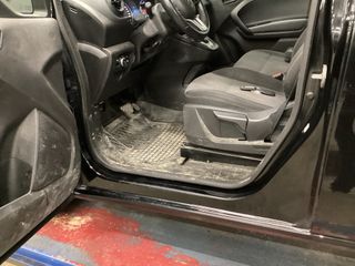 Voertuigafbeelding 38