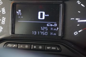 Voertuigafbeelding 13