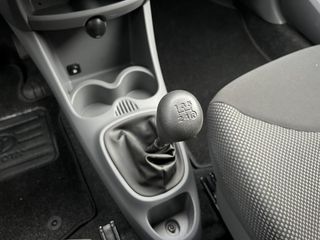 Voertuigafbeelding 16