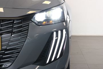 Voertuigafbeelding 6