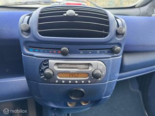 Voertuigafbeelding 12