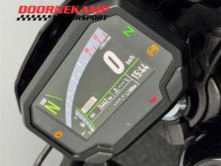 Voertuigafbeelding 16