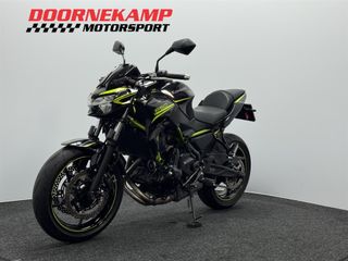 Voertuigafbeelding 6