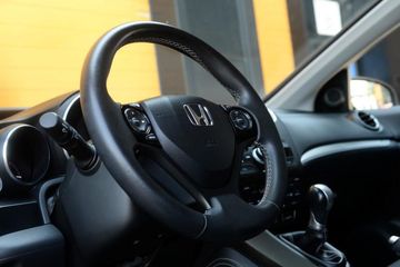 Voertuigafbeelding 4