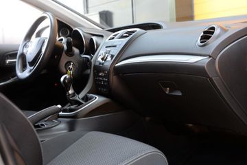 Voertuigafbeelding 5