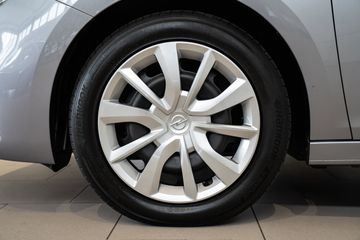 Voertuigafbeelding 3