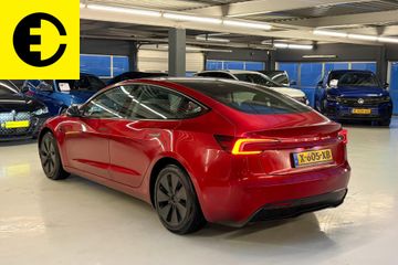 Voertuigafbeelding 14