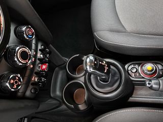 Voertuigafbeelding 12