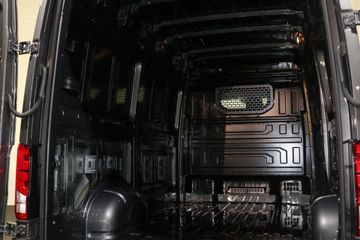 Voertuigafbeelding 24