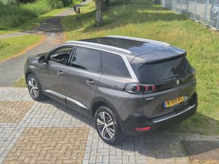 Voertuigafbeelding 12