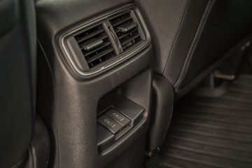 Voertuigafbeelding 36