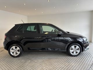 Voertuigafbeelding 9