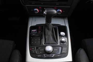 Voertuigafbeelding 13