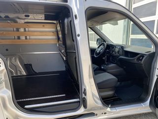 Voertuigafbeelding 7