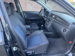 Voertuigafbeelding 9