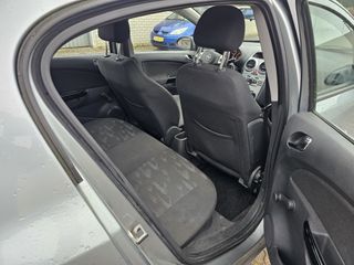 Voertuigafbeelding 12