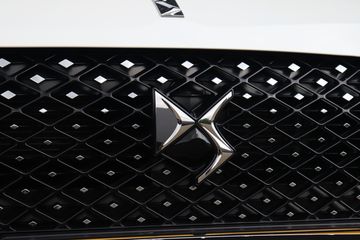 Voertuigafbeelding 3