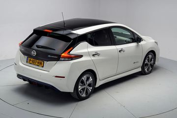 Voertuigafbeelding 12