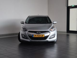 Voertuigafbeelding 10