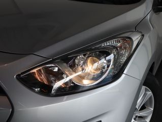 Voertuigafbeelding 15