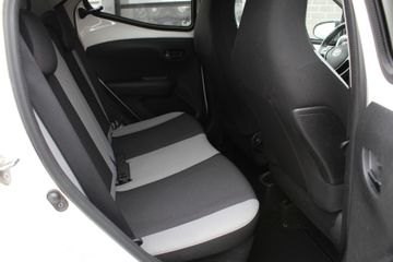 Voertuigafbeelding 10