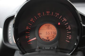 Voertuigafbeelding 28