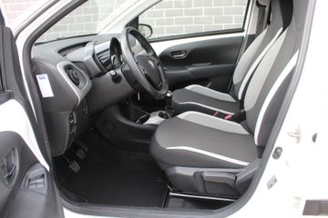 Voertuigafbeelding 7