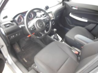 Voertuigafbeelding 9