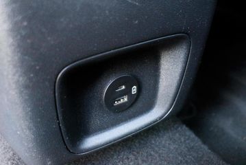 Voertuigafbeelding 32