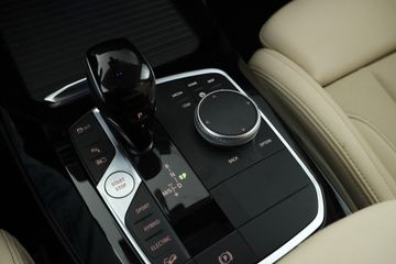 Voertuigafbeelding 38