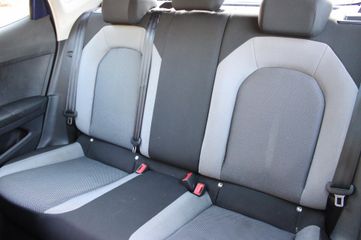 Voertuigafbeelding 32