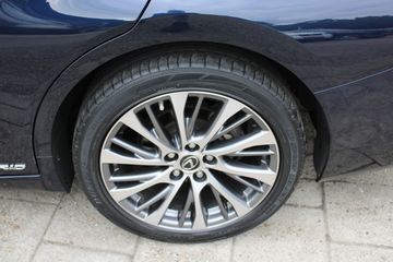 Voertuigafbeelding 14