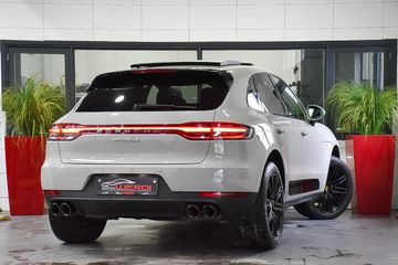 Voertuigafbeelding 4