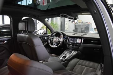 Voertuigafbeelding 7