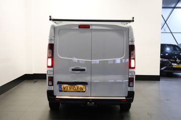 Voertuigafbeelding 6