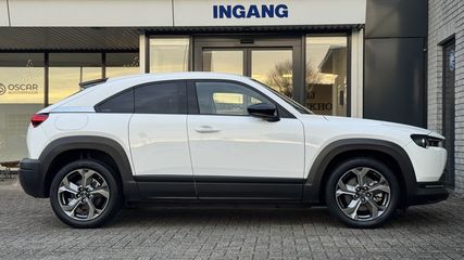 Voertuigafbeelding 4