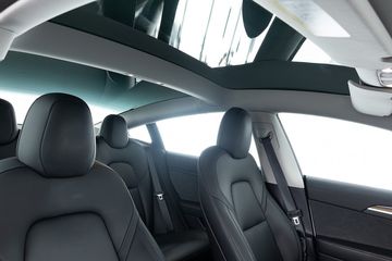 Voertuigafbeelding 5