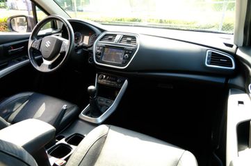 Voertuigafbeelding 4