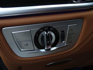 Voertuigafbeelding 43