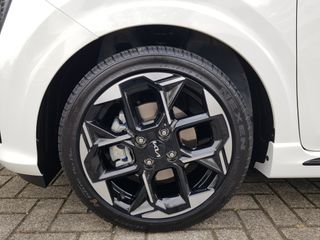 Voertuigafbeelding 16