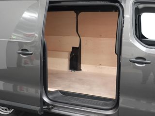 Voertuigafbeelding 36