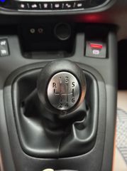 Voertuigafbeelding 14