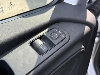 Voertuigafbeelding 31