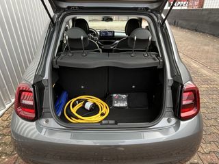 Voertuigafbeelding 17