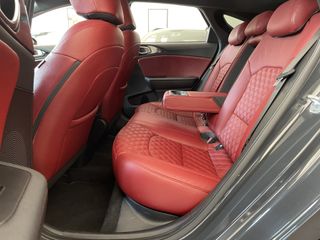 Voertuigafbeelding 11