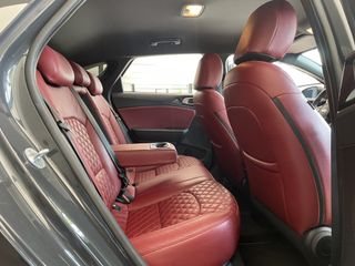 Voertuigafbeelding 15