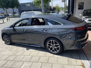 Voertuigafbeelding 6