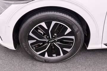 Voertuigafbeelding 7