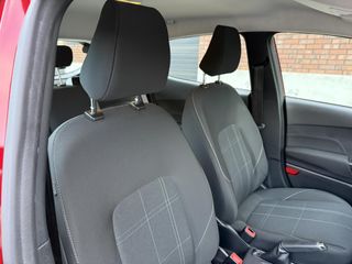 Voertuigafbeelding 13